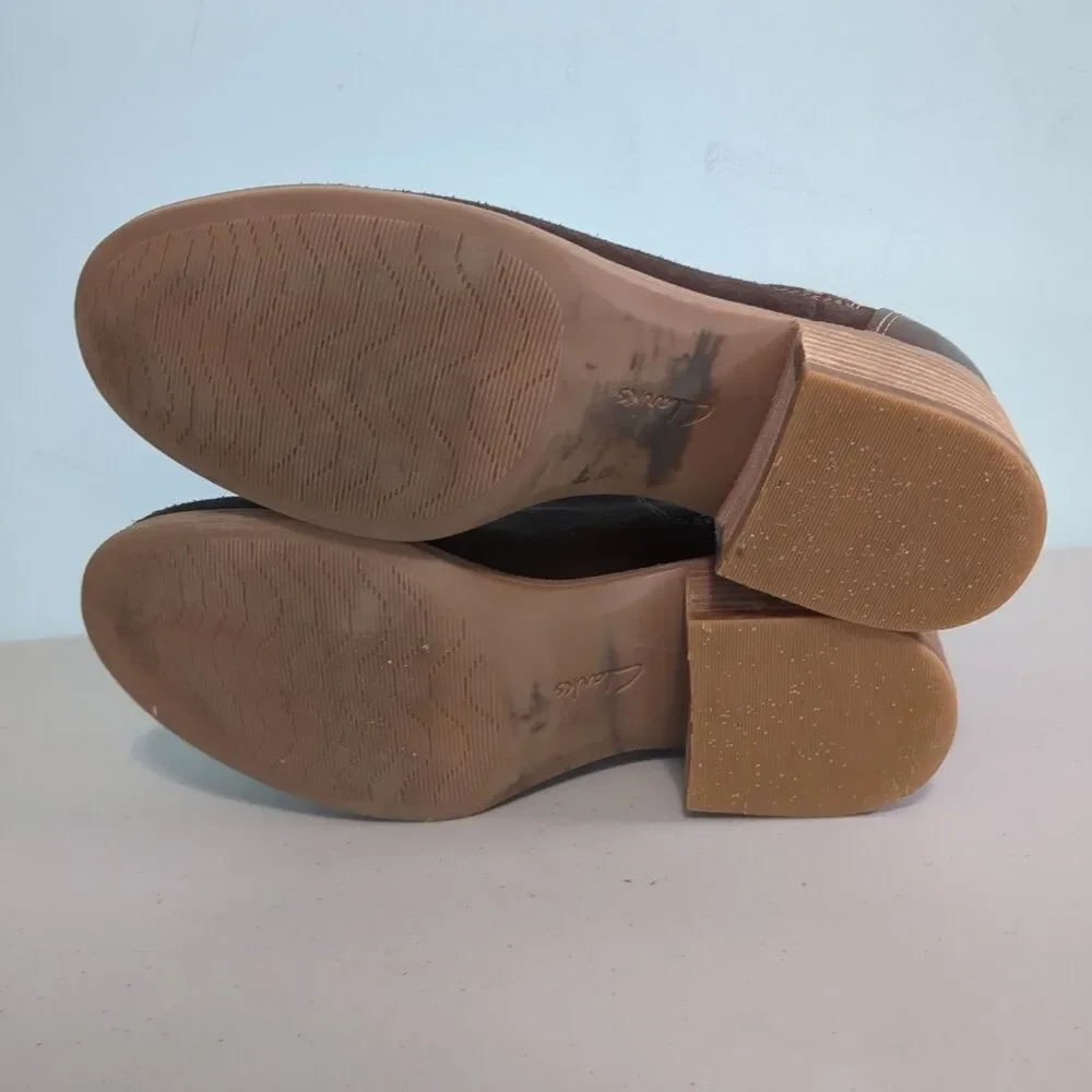 Clarks | Women's Brown Maypearl Daisy Suede Ankle Bootie Size 8